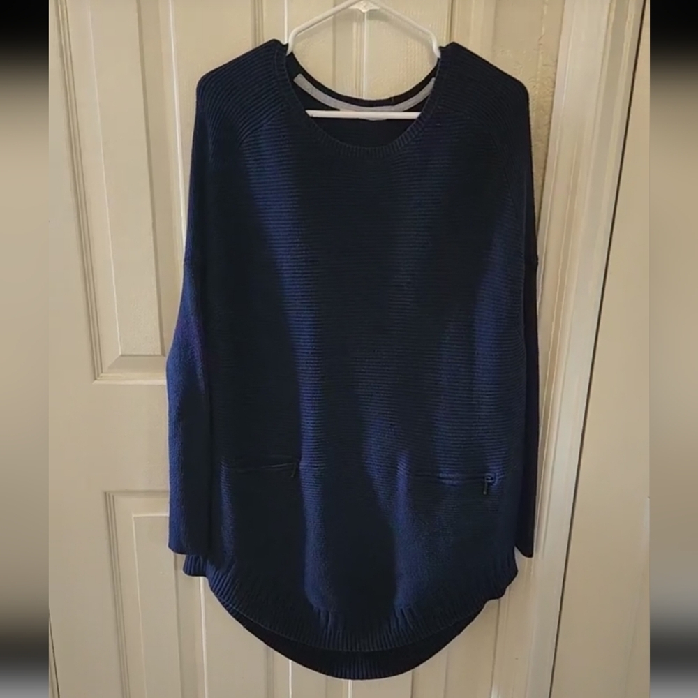 VICTORIA SECRET Royal Blue Oversized Sweater Size Medium